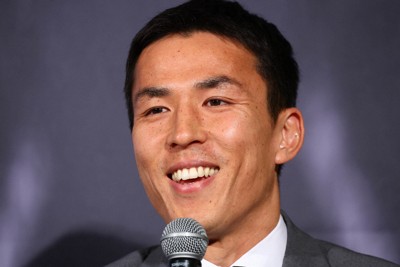 サッカー元日本代表の長谷部誠が今季限りで引退　歴代最多で主将務め