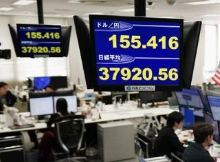 円安一時１５５円４０銭近辺　日米の金利差意識