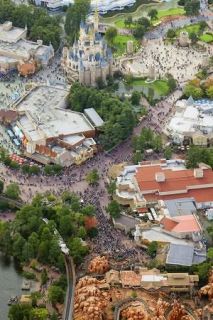 オリエンタルランドが最高益　ディズニー開園４０年で