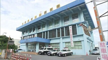 駐車していた車の助手席のシートを燃やす　10代学生を器物損壊の疑いで逮捕