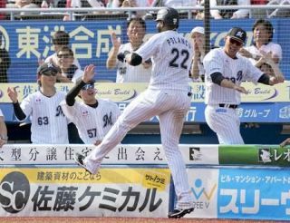 ロ１０―１楽（２８日）　ロッテ、連敗７で止める