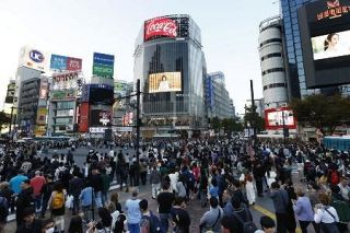 家計の消費支出、３・２％減　２３年度、月２９万４１１６円