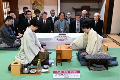 佐々木大地七段「豊島九段は満足の序盤」藤井名人、次の手は　名人戦