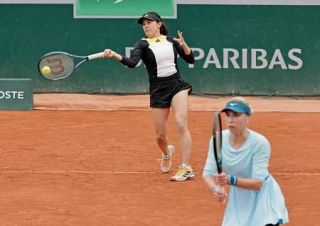 テニス、加藤組が３回戦進出　全仏オープン女子ダブルス