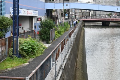 横浜の女性刺殺　自首の33歳男性を殺人容疑で逮捕　面識無しか