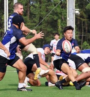 ラグビー代表合宿、若手と練習　Ｕ２０代表候補と実戦形式で