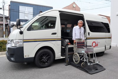 主役は車椅子利用者、気軽に旅を　琵琶湖観光バスが福祉車両導入