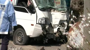 トラックが建物に突っ込む　運転手の73歳男性が意識不明の重体　山形・天童市