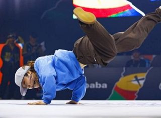 ブレイキン、湯浅亜実が五輪代表　福島あゆみも、男子は大能寛飛