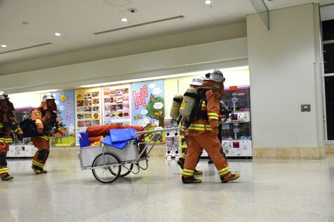 那覇空港国際線で「不審な荷物」　中身は衣類だった　規制は解除