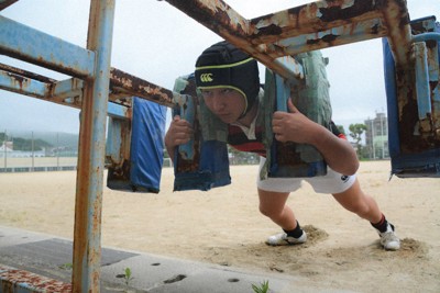 長崎西高　たった一人のラグビー部員　学業もプレーも夢に体当たり