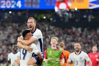 イングランド、オランダに逆転勝ちで決勝へ　サッカー欧州選手権