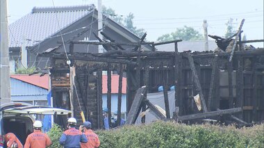 【速報】病死の母親（73）安置の住宅が全焼…焼け跡から2遺体　同居の息子（45）と連絡取れず　茨城県・つくば市