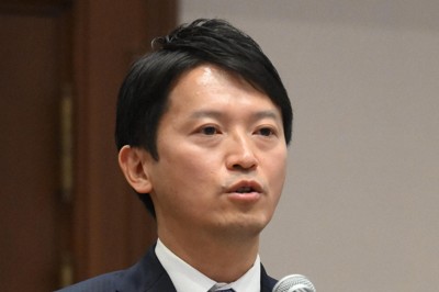 パワハラ疑惑の斎藤元彦・兵庫知事　改めて辞職を否定