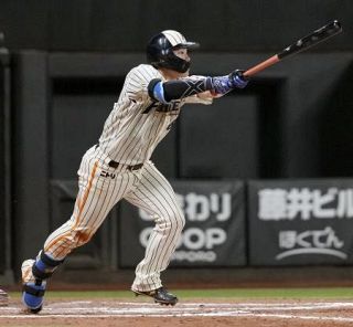 日５―４楽（１６日）　日本ハム・田宮がサヨナラ二塁打