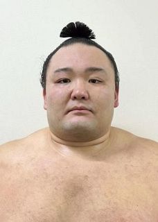 元大関の幕内朝乃山が休場　東前頭１２枚目、左膝負傷か