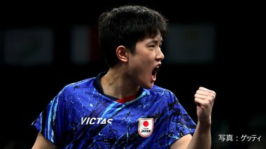 卓球・張本智和選手（21）がシングルスで初戦突破　試合時間わずか22分で2回戦へ