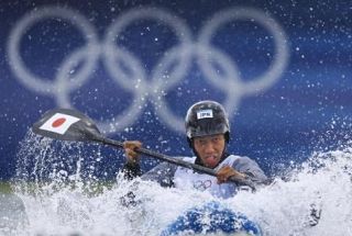 田中、予選１１組に　カヌー・２日