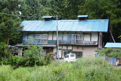 民家で2人死傷、殺人事件か　「人殺した」と通報も　群馬・みなかみ