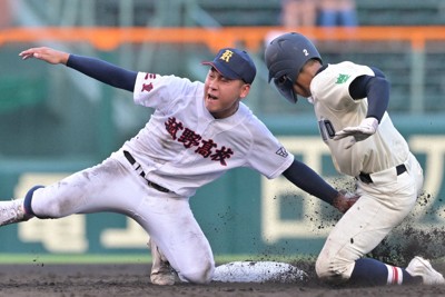 盗塁を次々阻止　捕手転向半年、強肩で菰野を初勝利導く　夏の甲子園