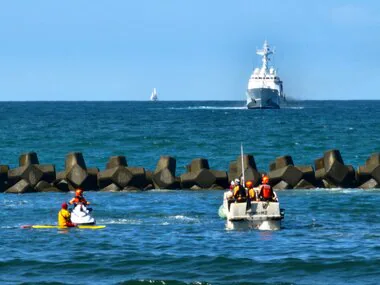 【水難事故 速報】「沖合50メートルで人が溺れているようです」北海道・小樽市銭函の海水浴場近く