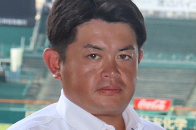 「チャンスはあったが…」　白樺学園・亀田直紀監督　夏の甲子園