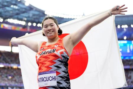 女子やり投げ、北口榛花が金メダル　マラソン以外の陸上女子初　パリオリンピック