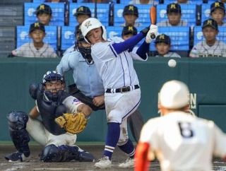 霞ケ浦５―４智弁和歌山　霞ケ浦、延長戦を制す