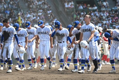 優勝候補が相次ぎ敗退　大阪桐蔭、健大高崎、報徳…　夏の甲子園