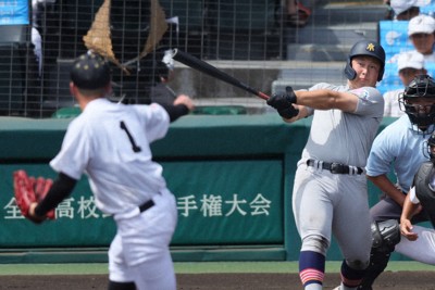 青森山田・原田純希が大会6号　潜在能力の高さ見せる　夏の甲子園