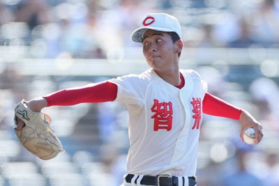 智弁学園エース、12奪三振　「鬼門」突破の原動力　夏の甲子園