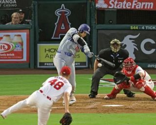 大谷、アナハイムで適時三塁打　鈴木と吉田は１安打