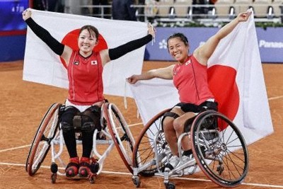 上地・田中組が「金」　車いすテニス女子ダブルス、日本勢初制覇