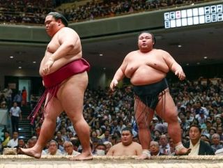 貴景勝、初日黒星「また明日」　１場所での大関復帰目指す