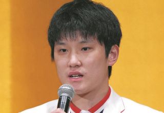 パリで「死にたい」と崩れ落ちた張本智和が、「今回はいい悔しさ」と前を向くまでの心の軌跡