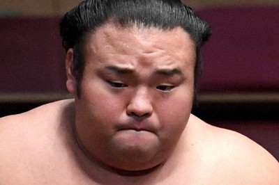 関脇転落の貴景勝が休場　大相撲秋場所　首の痛み癒えず