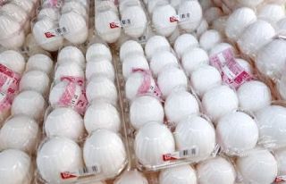 卵価格、３割上昇　７月比、鶏夏バテで生産減