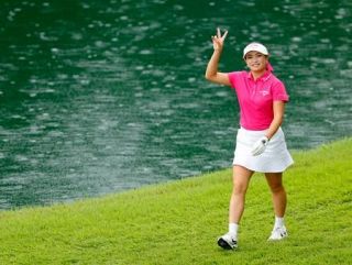 河本結、佐藤心結が首位　スタンレー女子ゴルフ第２日