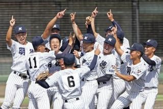 国スポ、明徳義塾１０年ぶりＶ　高校野球硬式、小松大谷下す