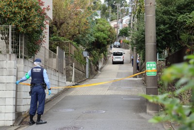 横浜男性死亡　強盗殺人事件で捜査本部設置　室内に複数の土足跡