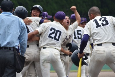 広島商、米子松陰が4強　高校野球秋季中国大会　矢上、岡山学芸館も