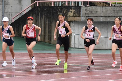 富山中部が連覇　都大路出場へ　高校駅伝・富山女子