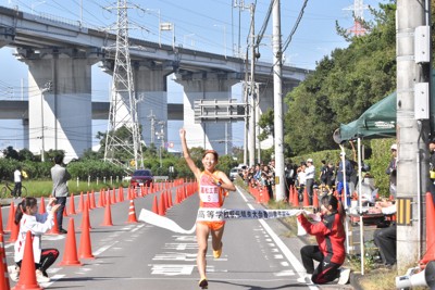 高松工芸が優勝　2年連続7回目の都大路へ　高校駅伝・香川女子