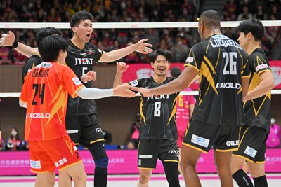 ジェイテクトが東京GBに逆転勝ち　宮浦の強打奏功　バレーSVリーグ