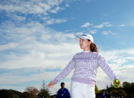 山内２勝目、竹田が初女王　女子ゴルフ最終日