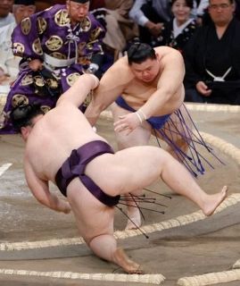 新大関大の里が２連勝発進　３大関安泰、琴桜と豊昇龍も