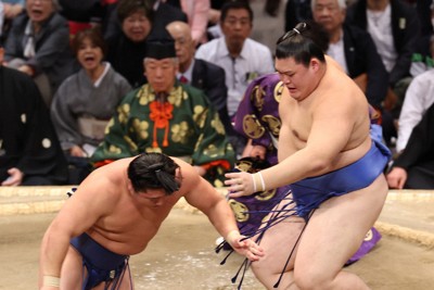 「戻ってきたね」　大の里に土、親方衆も注目する若隆景の躍動