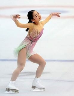 女子は島田麻央が史上初の４連覇　フィギュア全日本ジュニア