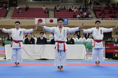 全日本大学空手道選手権、帝京大が形の部で男女ともに優勝