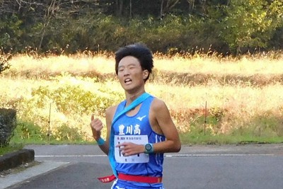 豊川が優勝　東海代表で都大路へ　高校駅伝・男子